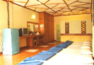 RoomForGroup01.jpg (12750 bytes)